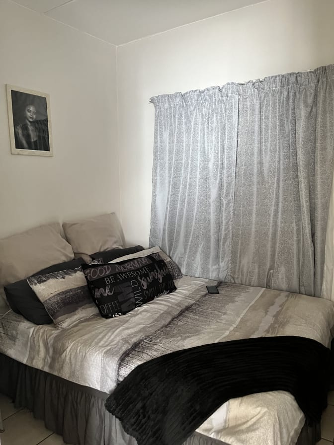 Photo of Rezaan Coglin's room