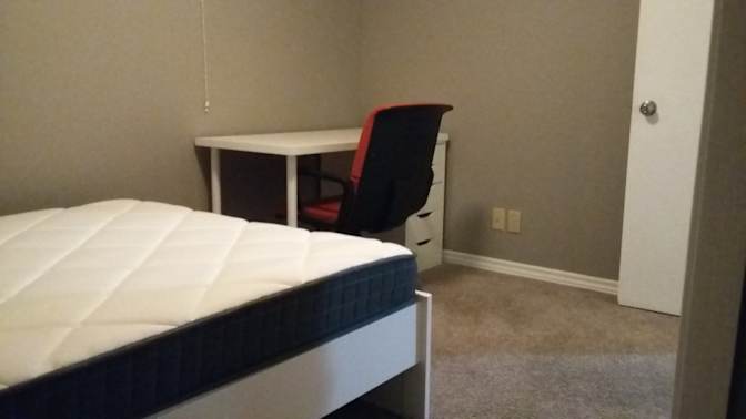 Brentwood House's room