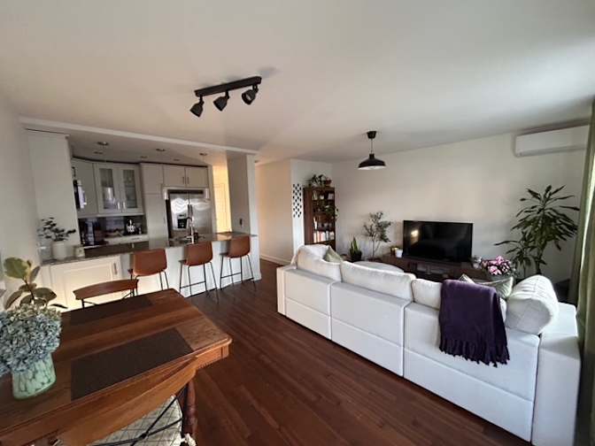 Alexandra Burns's room