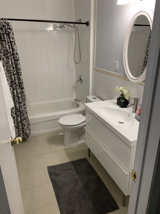 Nick Sarkovski's room