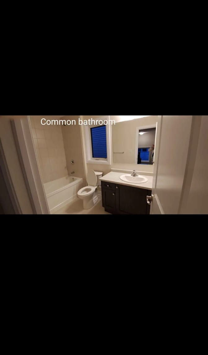 Photo of John or Arra's room