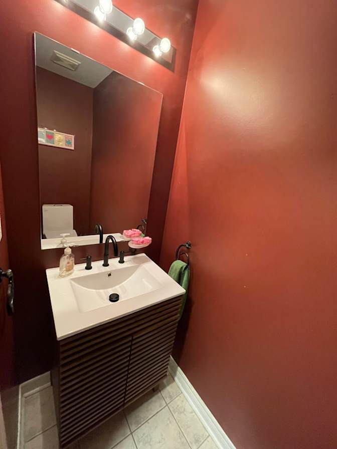 Photo of Eugene's room