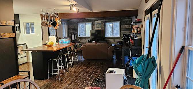 JOSH FOURNIER's room