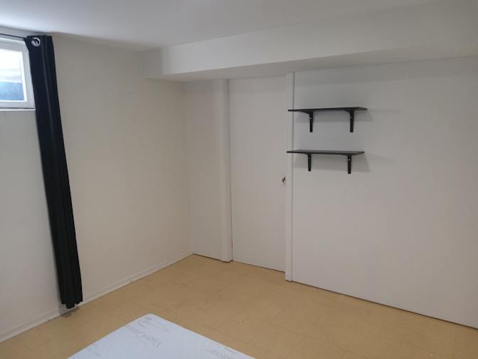 Estelle Moreau's room