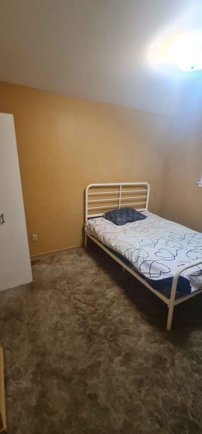 Photo of Shobaky's room