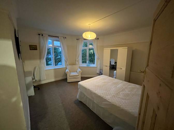 Photo of Henrik's room