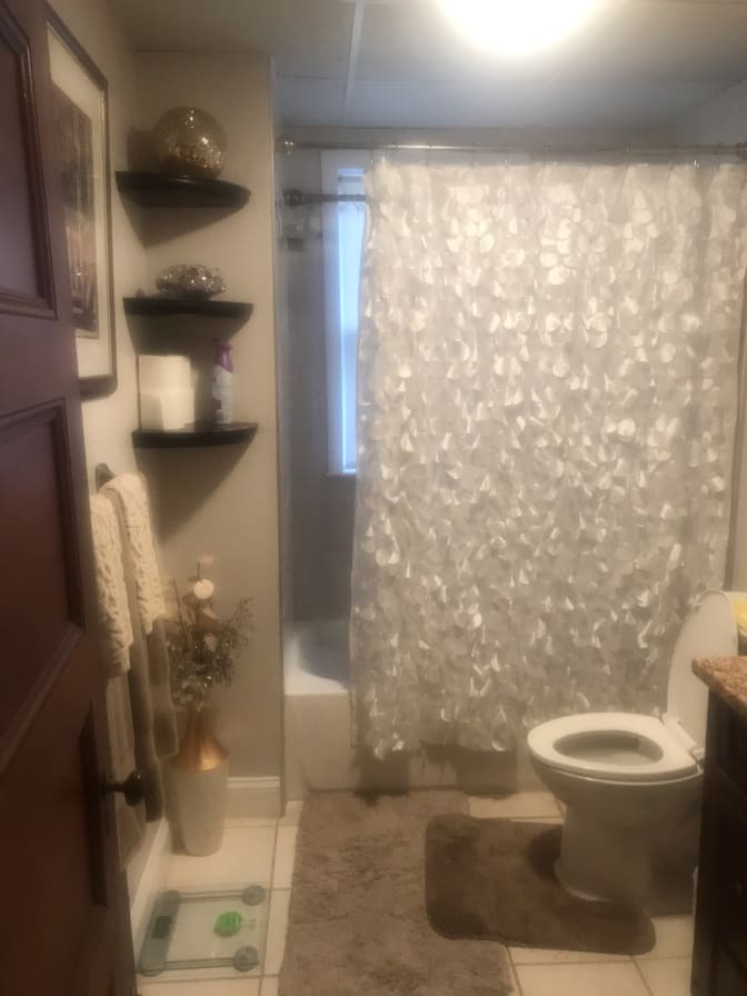 Photo of Leslie's room