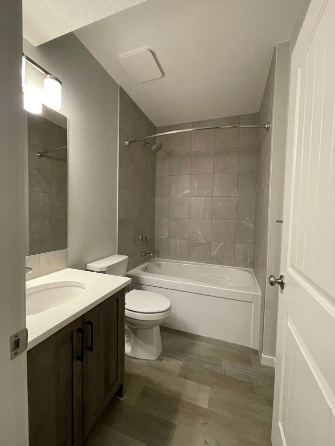 Hinal Thakkar's room