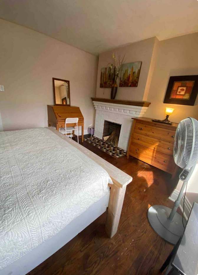 Photo of Frederic's room