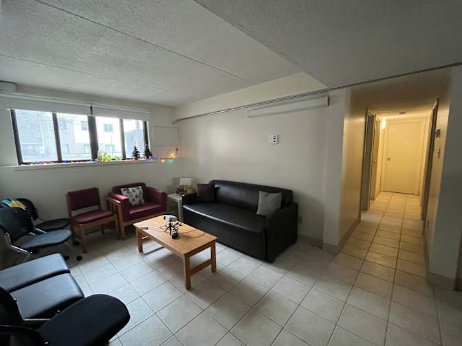 Meray Amin Philobbos's room