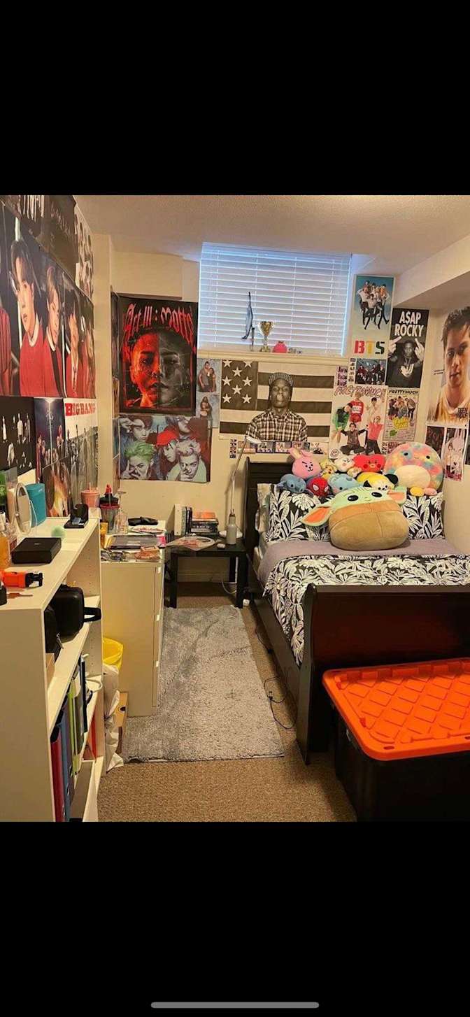 Photo of Chris's room