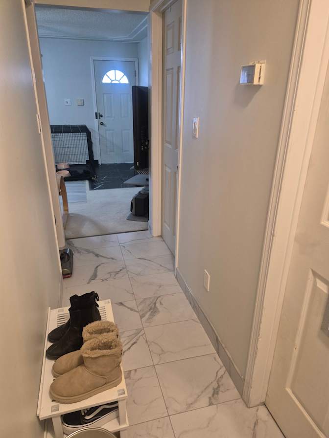 Dwight Neuman's room