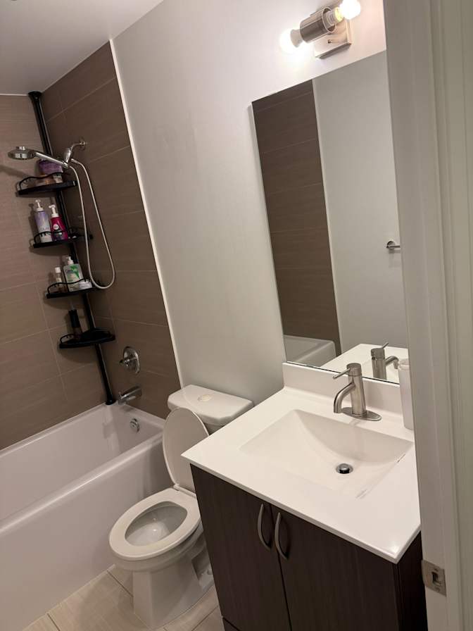 Photo of Arams's room