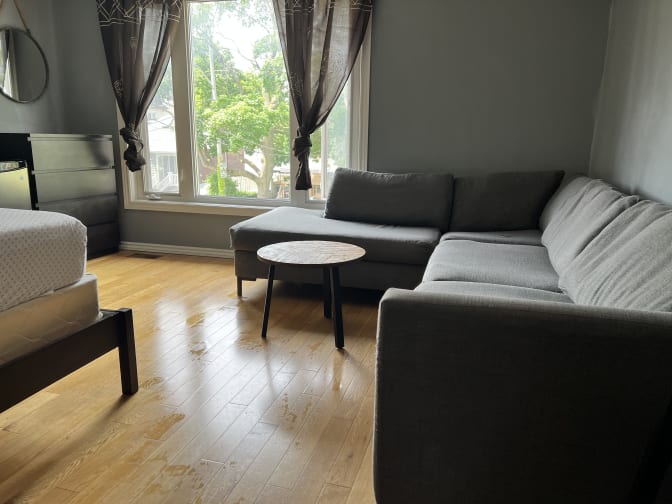 Nick Sarkovski's room