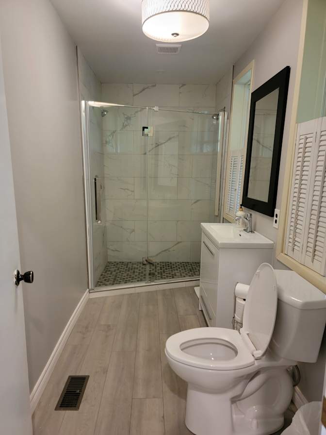 Amber Mowbray's room