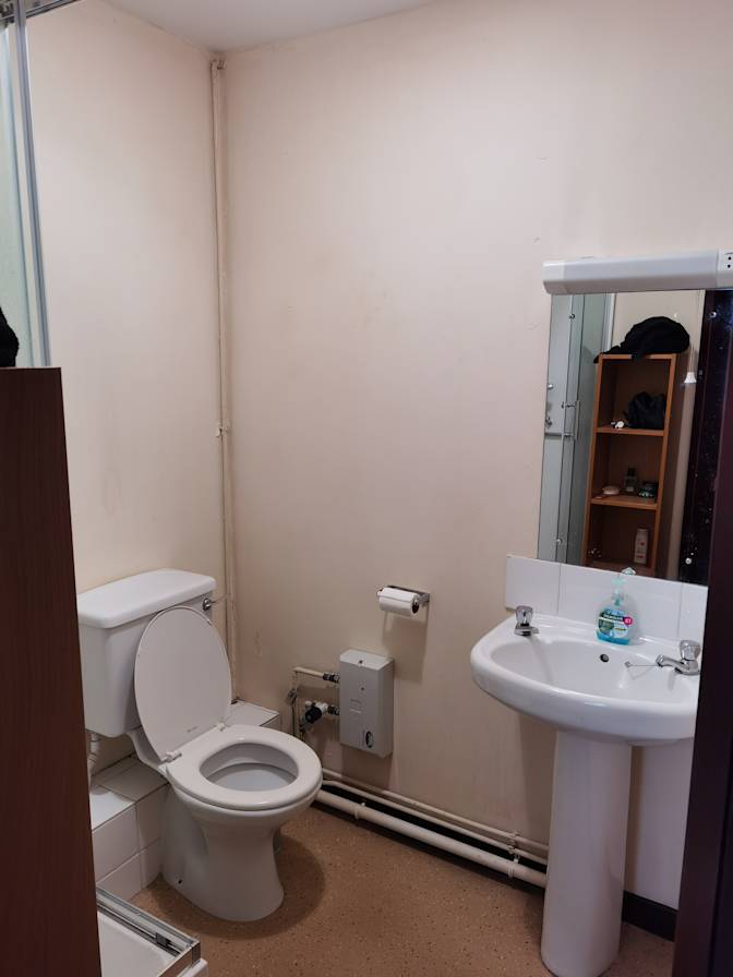 Photo of Guan's room