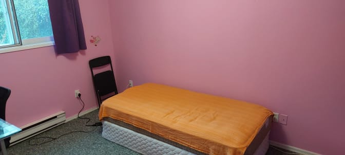 Photo of Malvino's room