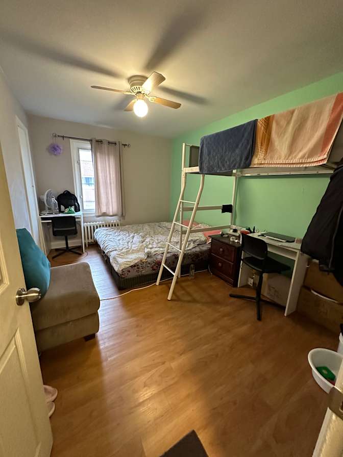 Madisin's room