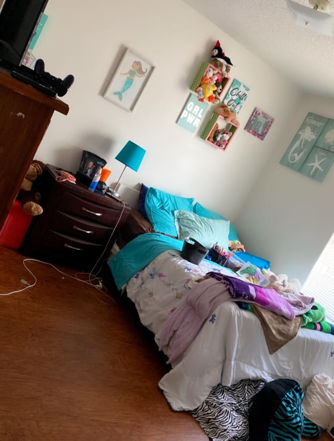 Photo of Suzee's room