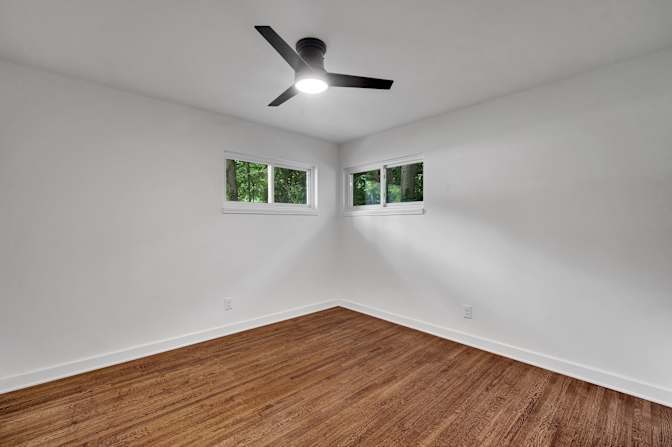 Photo of lifedoorrentals's room