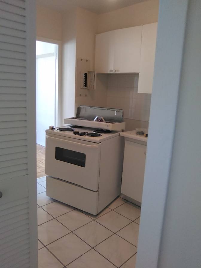 Enrique Murguia's room