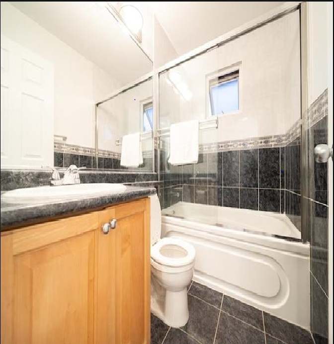 Photo of Vancouver Home's room