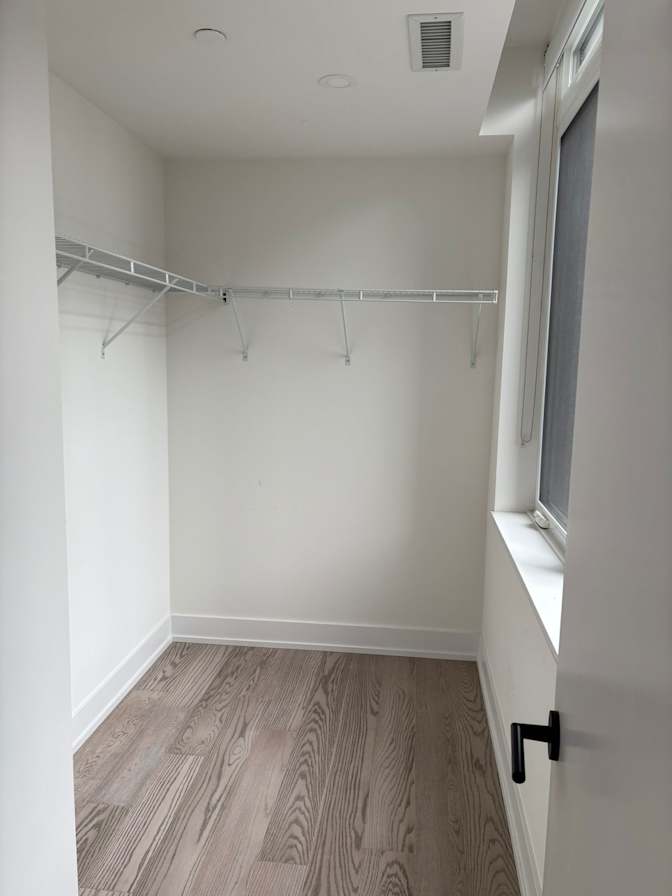 Photo of Emre's room