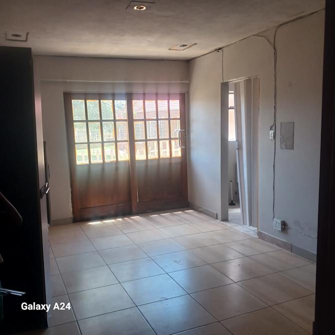 Photo of Hlumelo's room