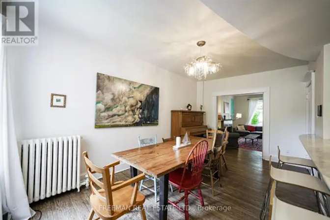 Ariel Benavidez's room