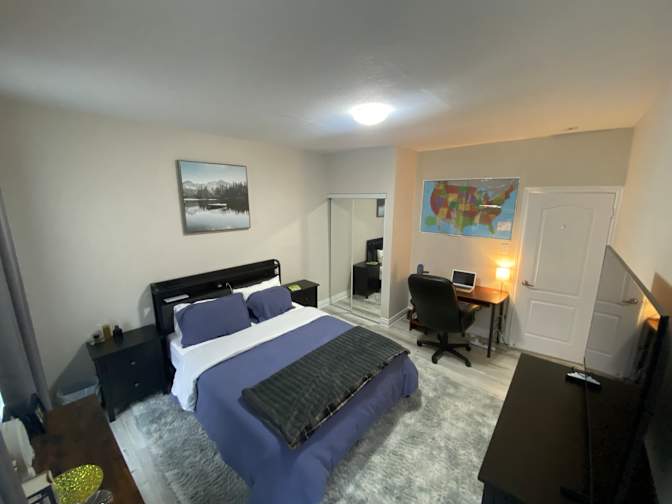 Kingsley (Project Manager)'s room