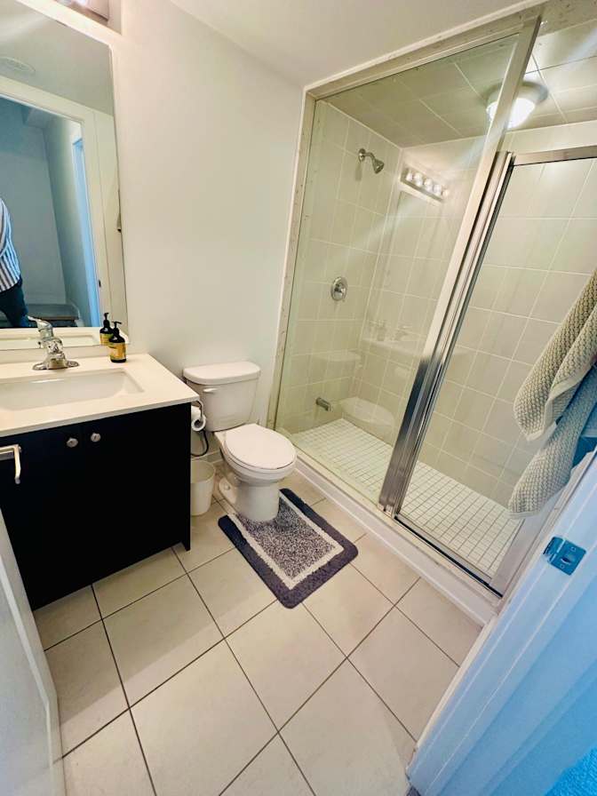 Photo of Shola's room