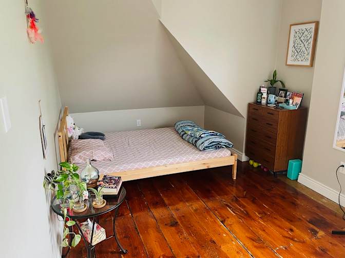 Photo of Lorri's room