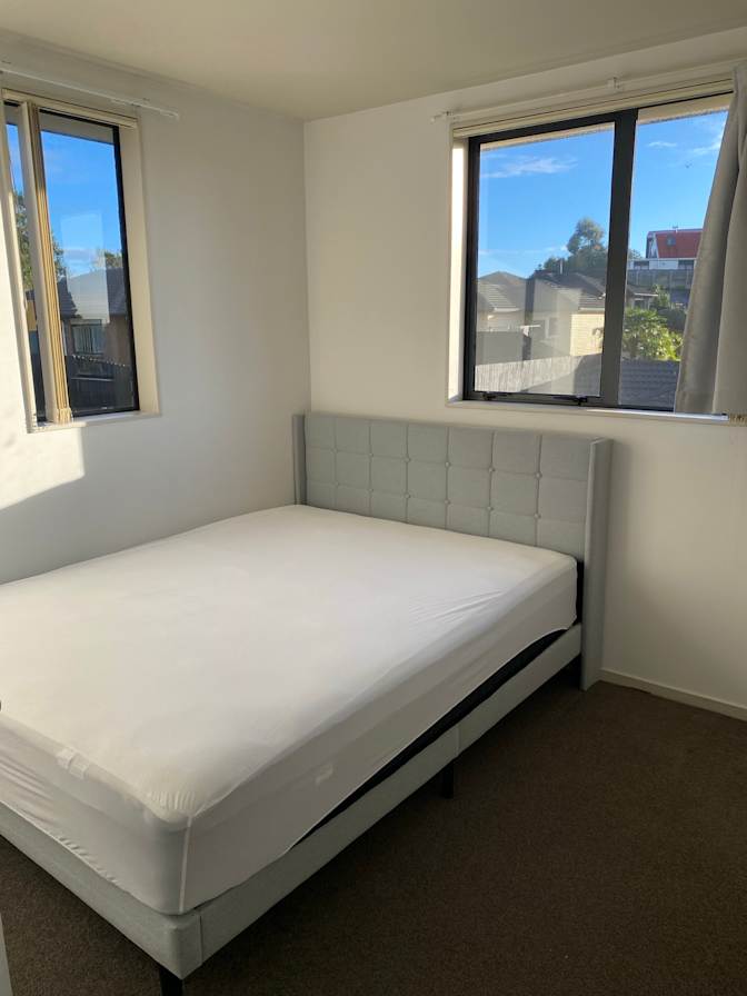 Photo of Emol's room