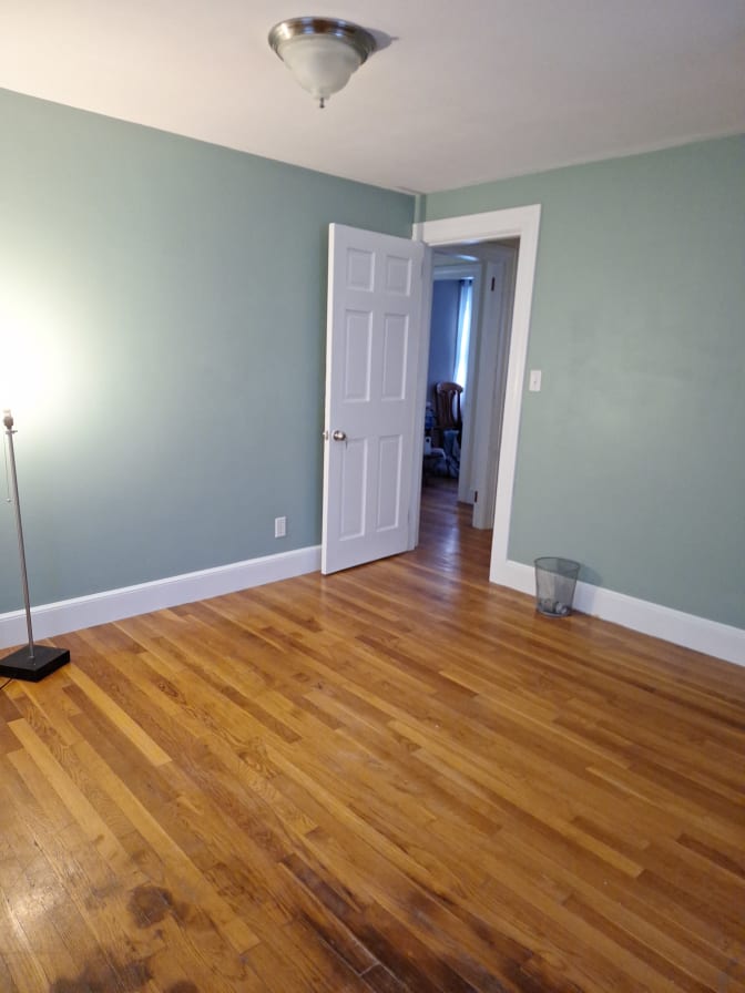 Photo of Caroline's room