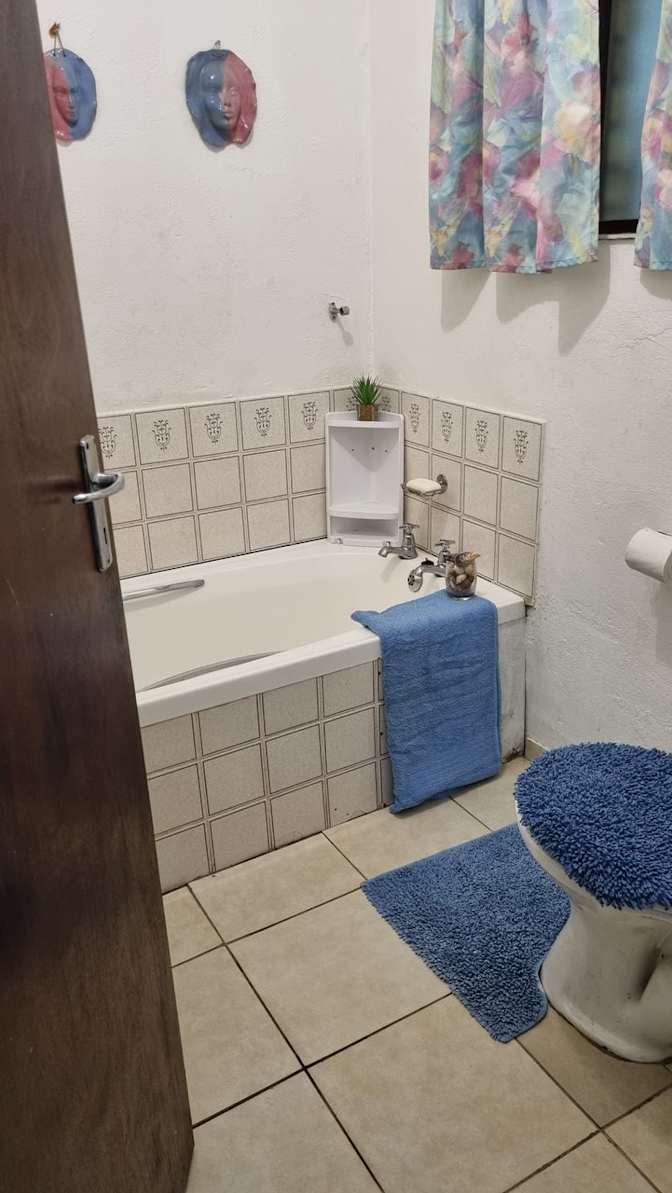 Photo of Louise Van Wyk's room
