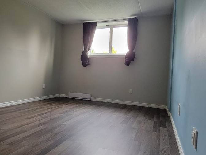 Photo of Veronica (she/they)'s room