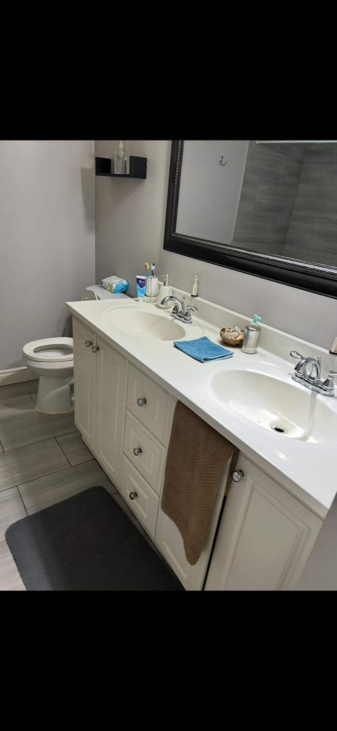 Photo of Jeff's room