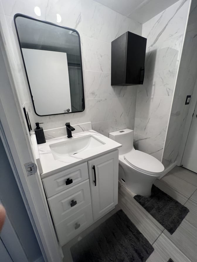 Everton Williams's room