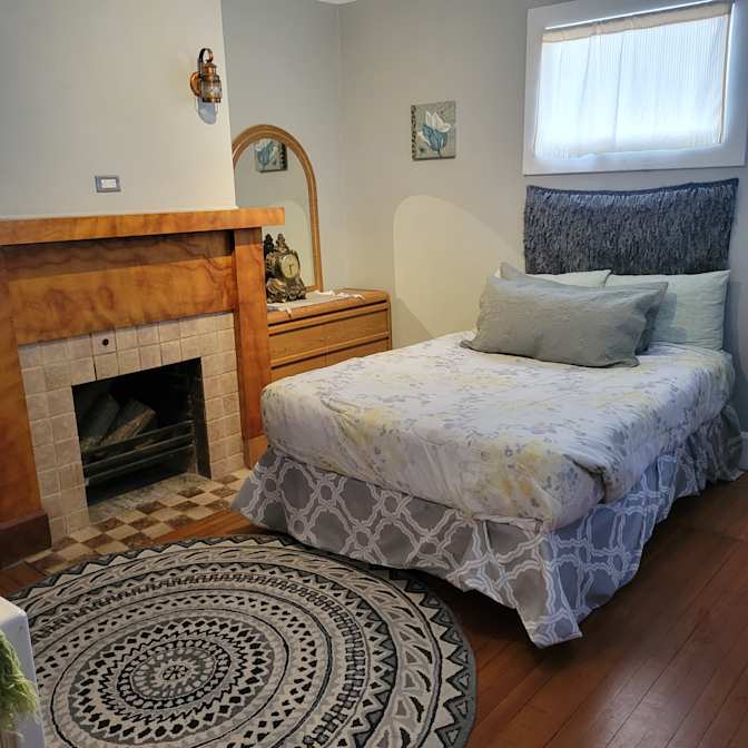 Samantha Ebner's room