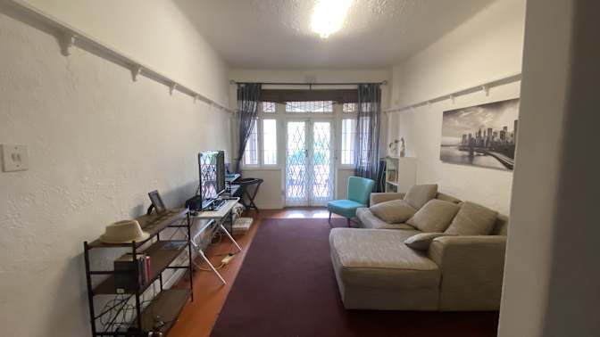 Photo of Brandon Lennox's room