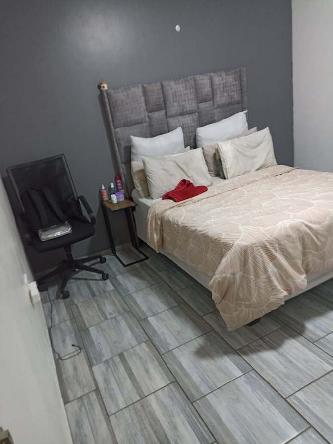 Photo of Paris's room
