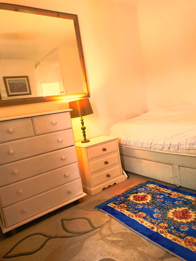 Photo of Anheshiloh's room