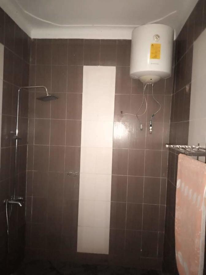Photo of Profzama's room