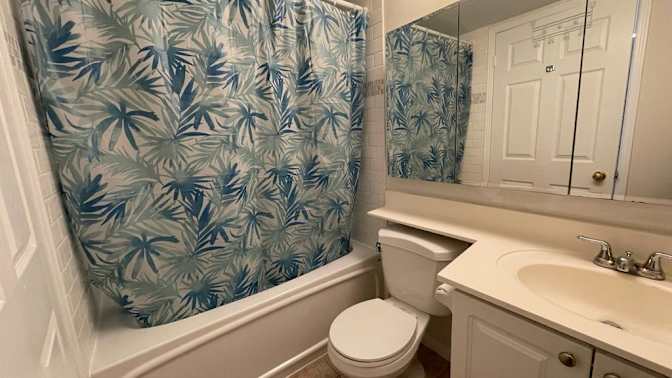 Photo of Hadar's room