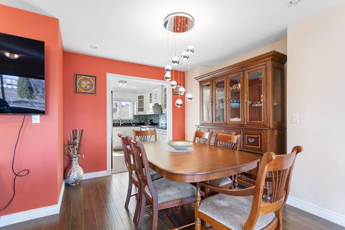 Jennifer Dsouza's room