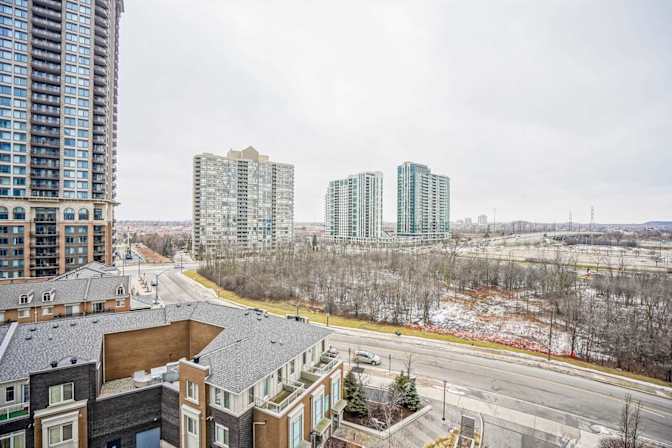 Raji Reguraman's room