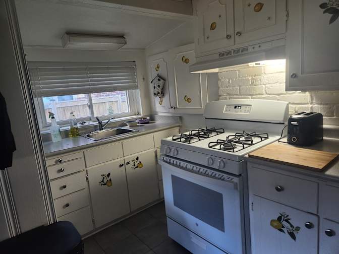 Samantha wilkins's room