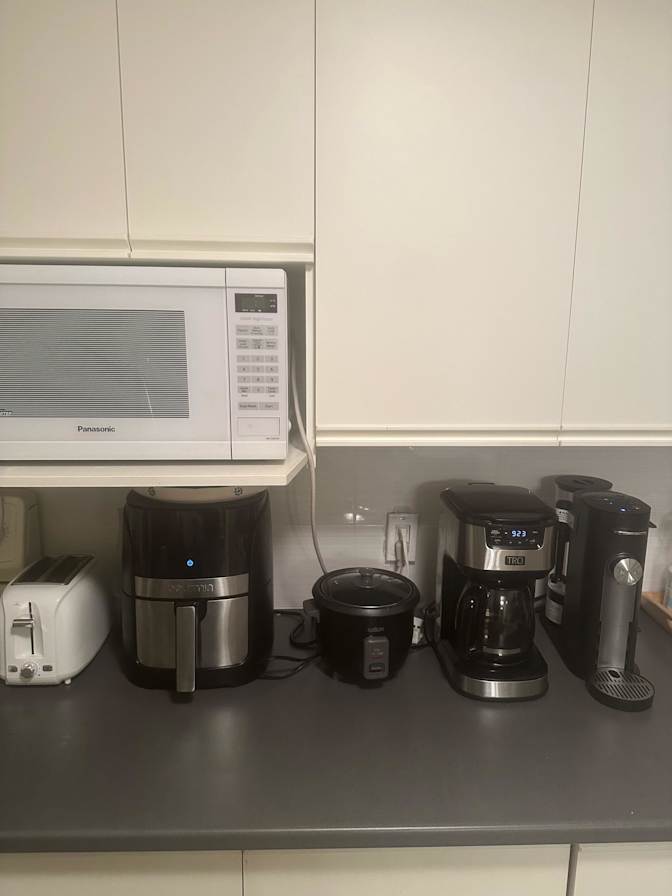 Arman Dadrass's room