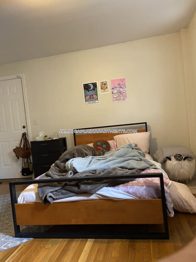 Photo of Erin's room