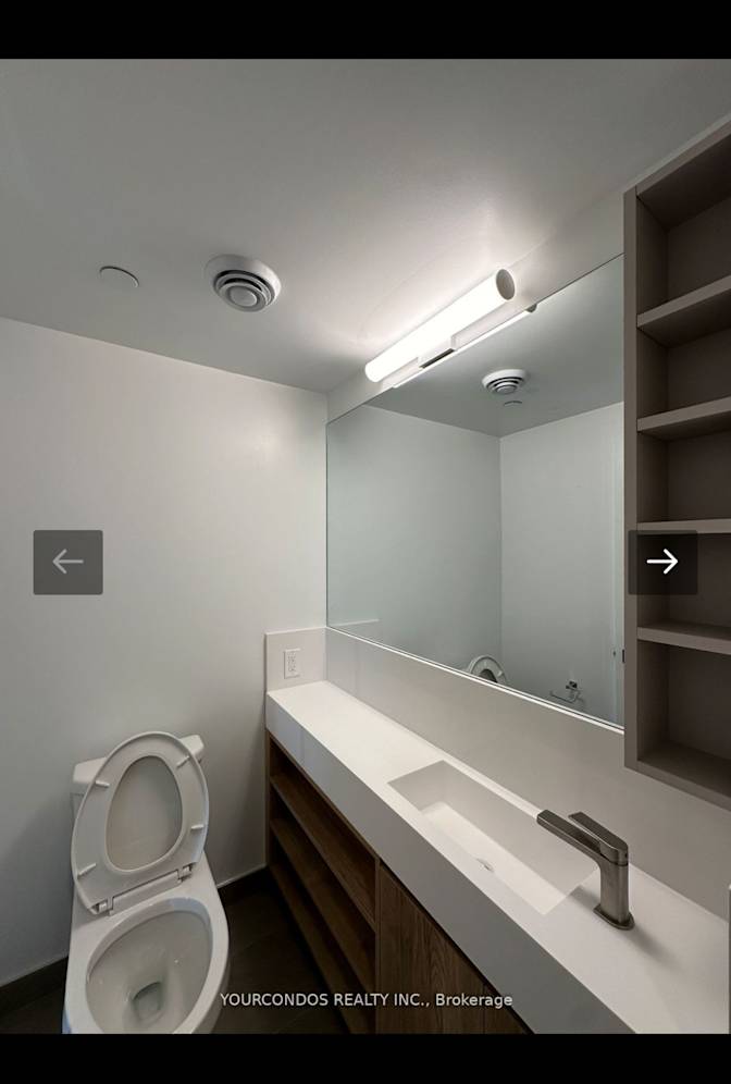 Olga brinda Nlend's room